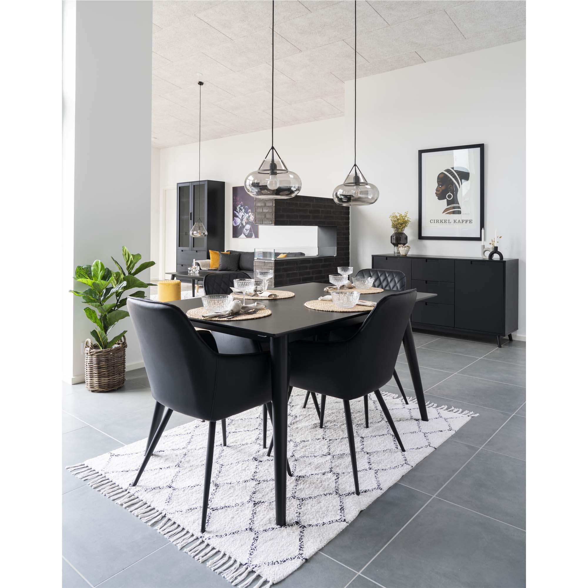 Harbo Dining Chair - Eetkamerstoel, PU-leer, zwart, zwarte poten HN1223 (set van 2)