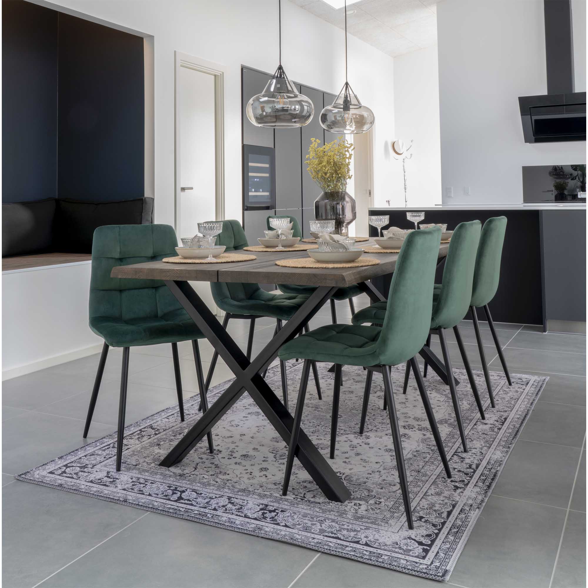 Middelfart Dining Chair - Eetkamerstoel, fluweel, donkergroen, zwarte poten HN1006 (set van 2)