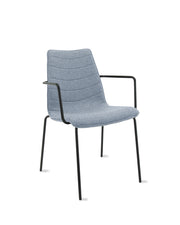 Workliving Verona eetkamerstoel/vergaderstoel - met armleuningen - wolvilt Fenice 351 zachtblauw - frame zwart