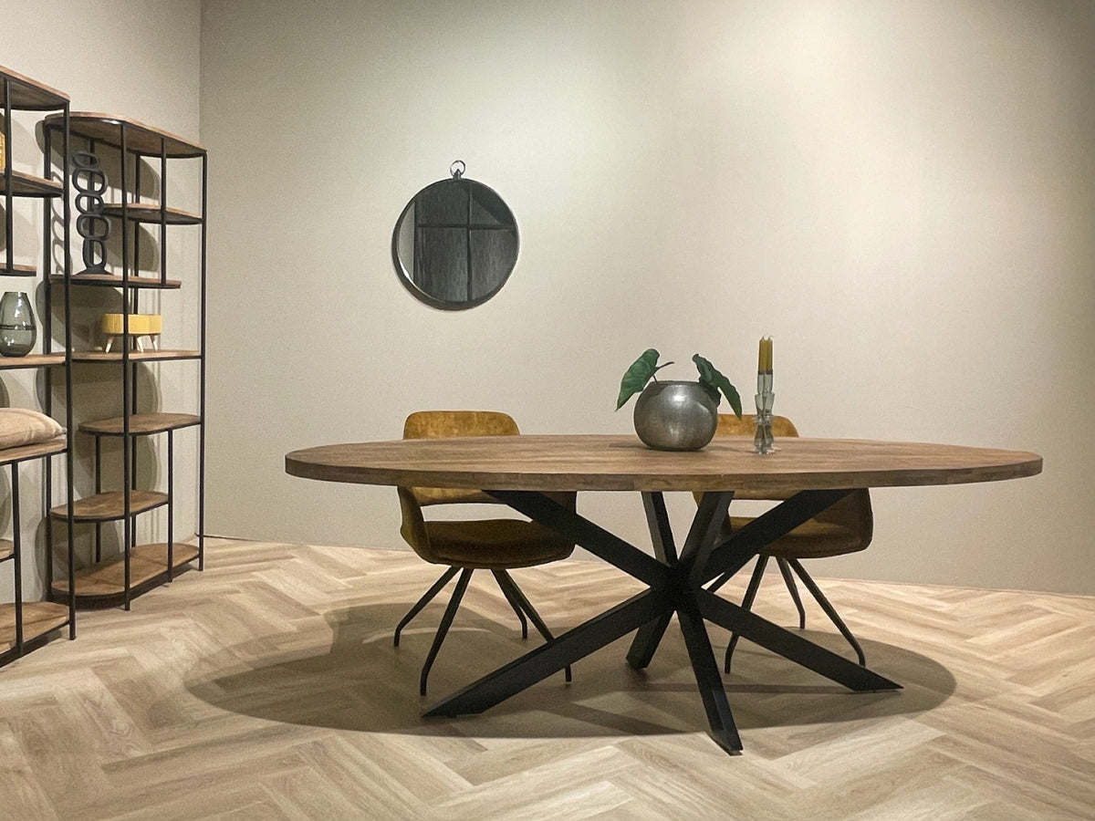 Eettafel Rocky Ovaal 240 cm