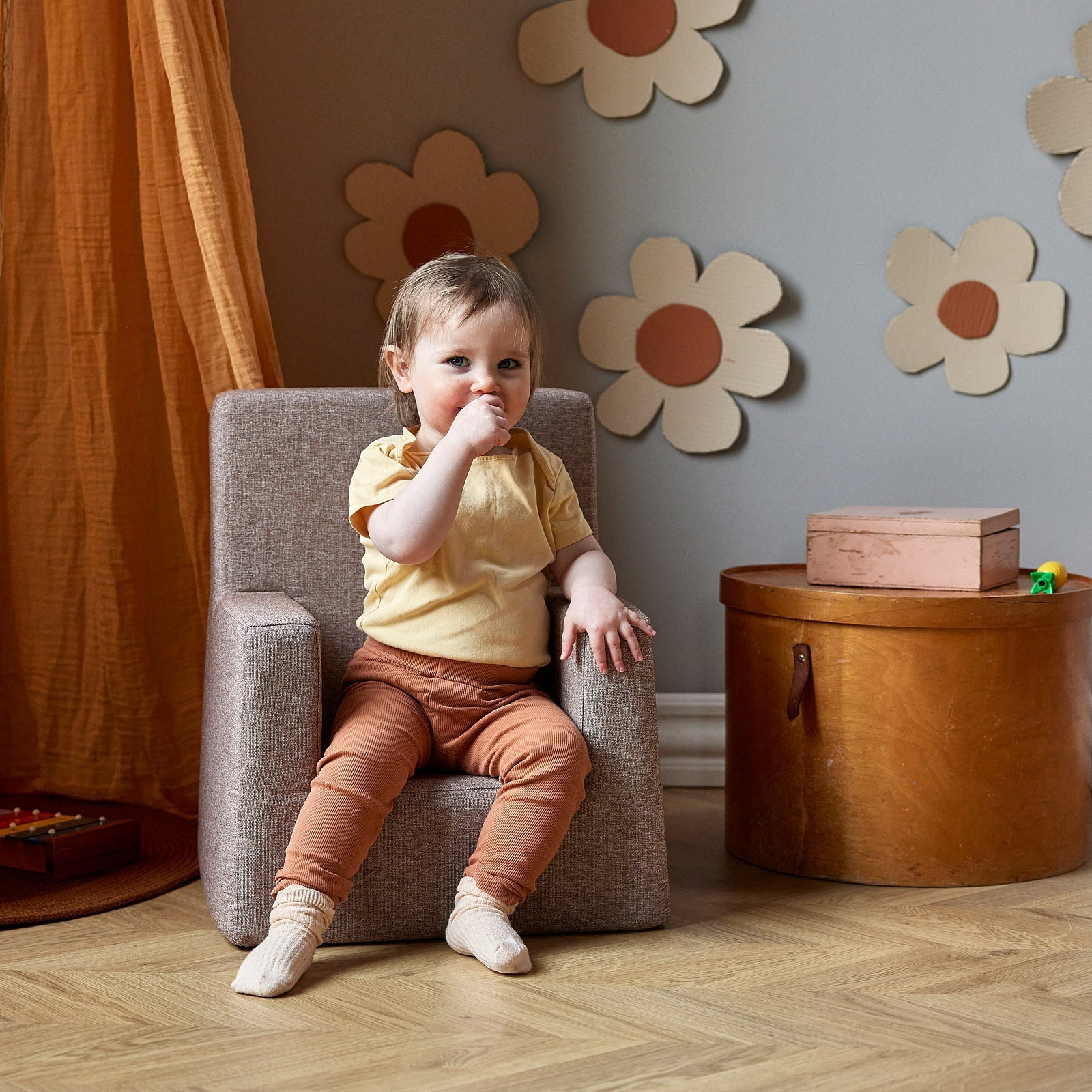 by KlipKlap Kinderstoel - roze - 43x50x33