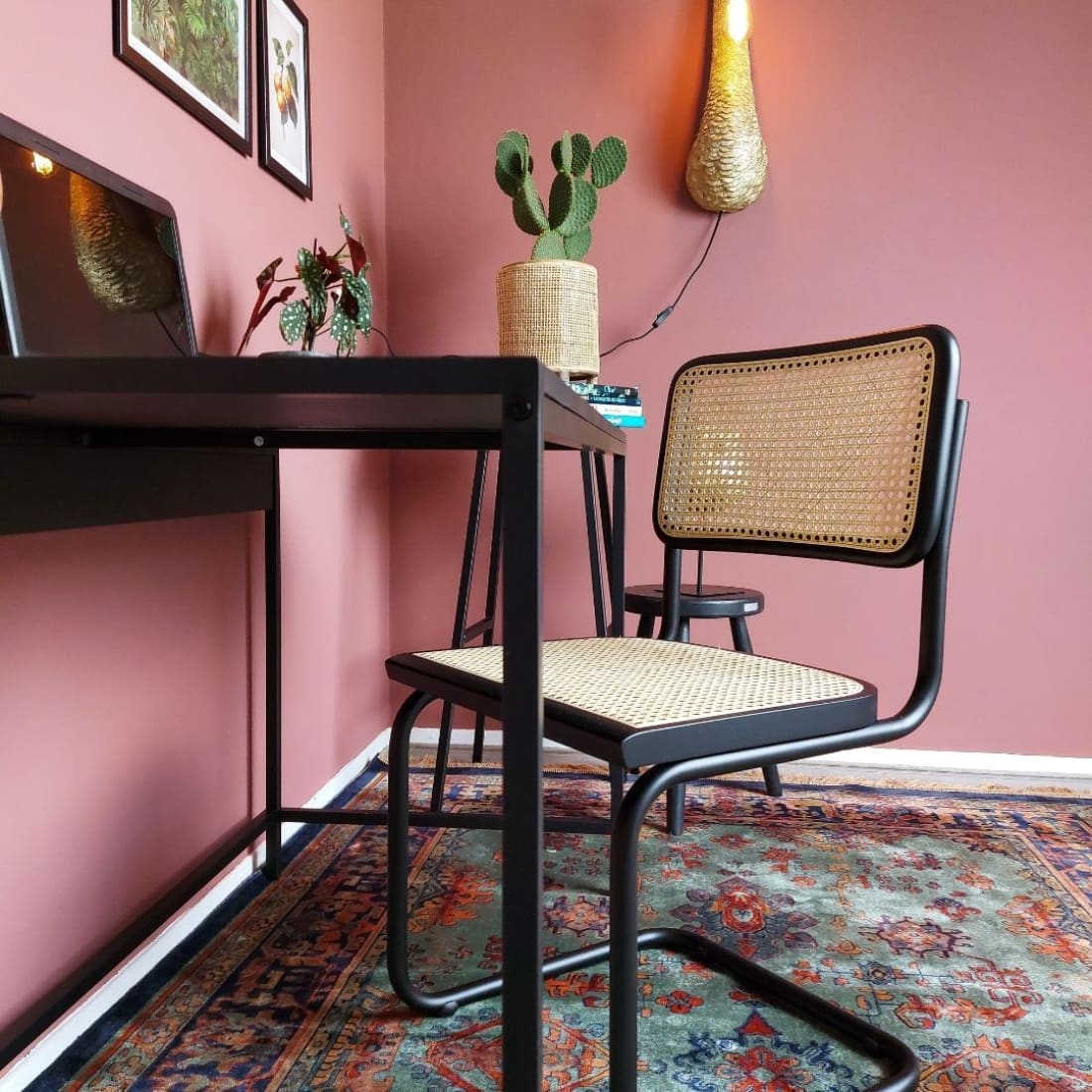 Set van 4 rotan eetkamerstoelen, zwart, model Bas
