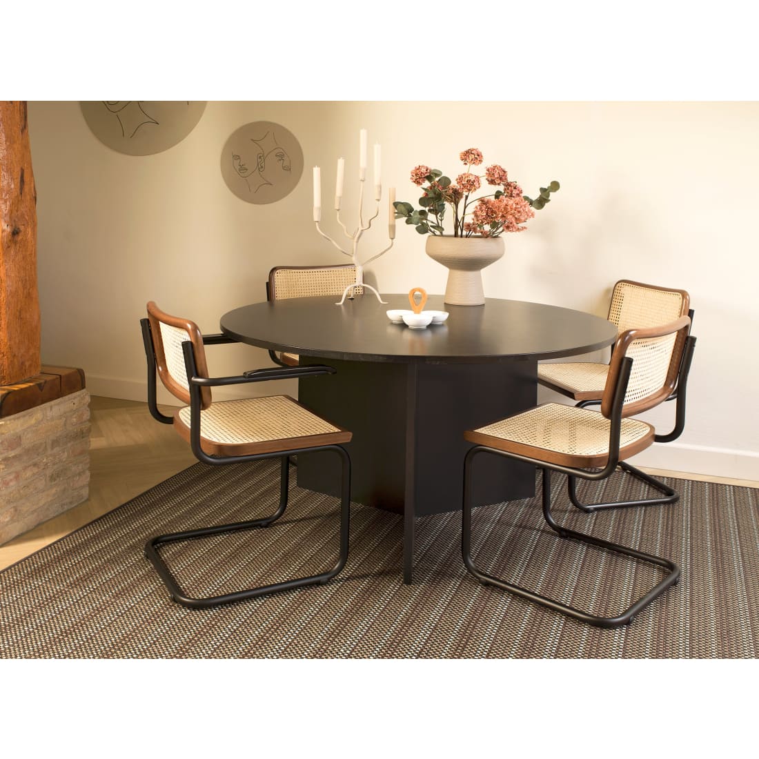 Set van 4 rotan eetkamerstoelen, zwart, model Bas