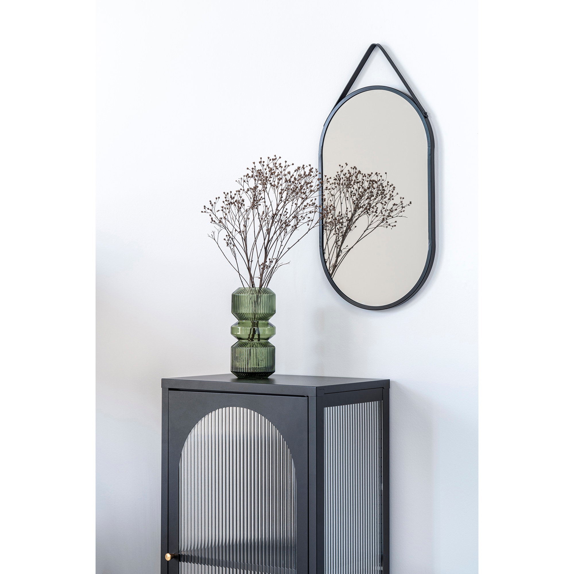 Adelaide Vitrinekast - Vitrinekast, 1 deur met geribbeld glas, staal, zwart 50x35x110 cm