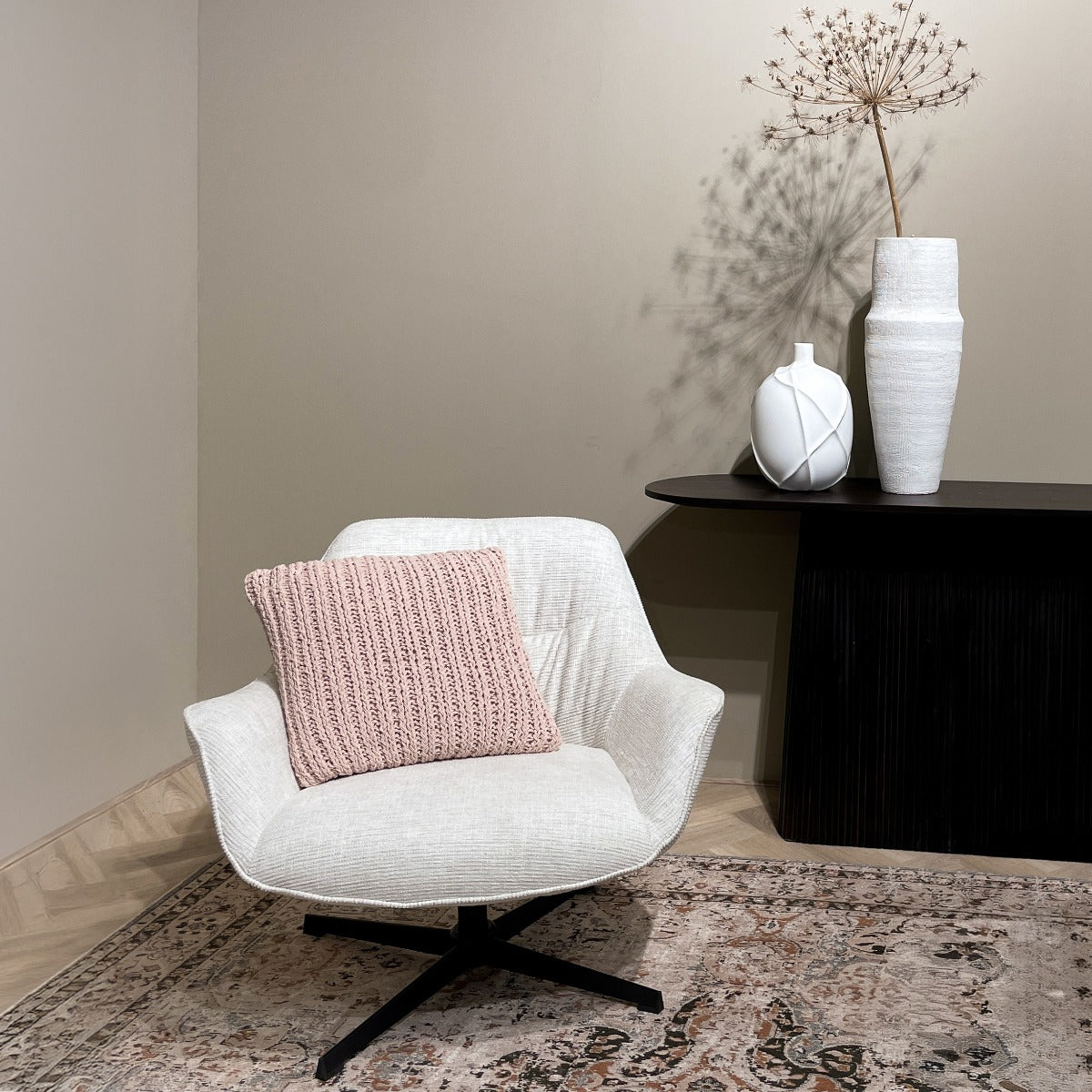 Draaifauteuil Daphne zand