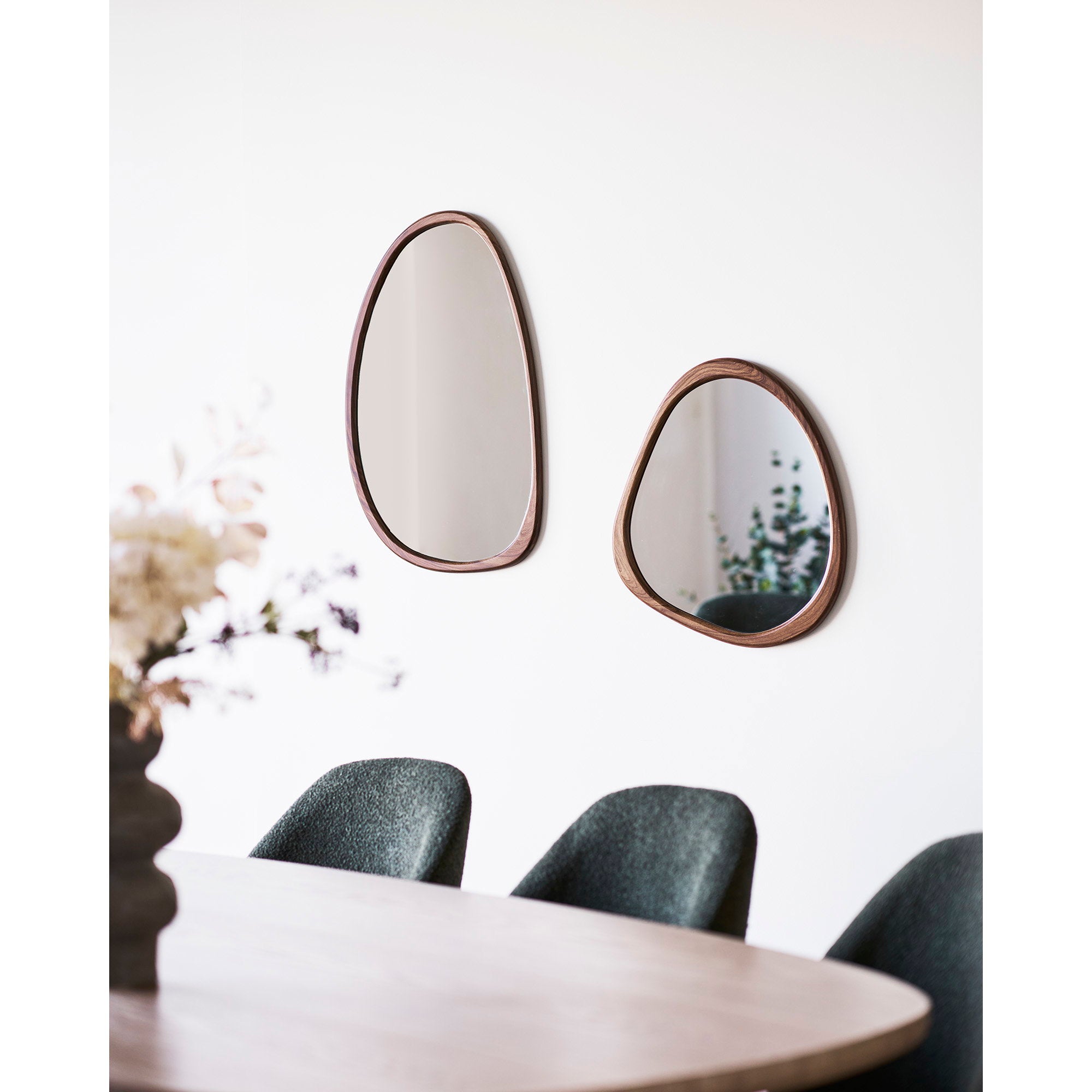 Luxon Mirror - Spiegel, organische vorm, houtlook 38,5x64,5 cm