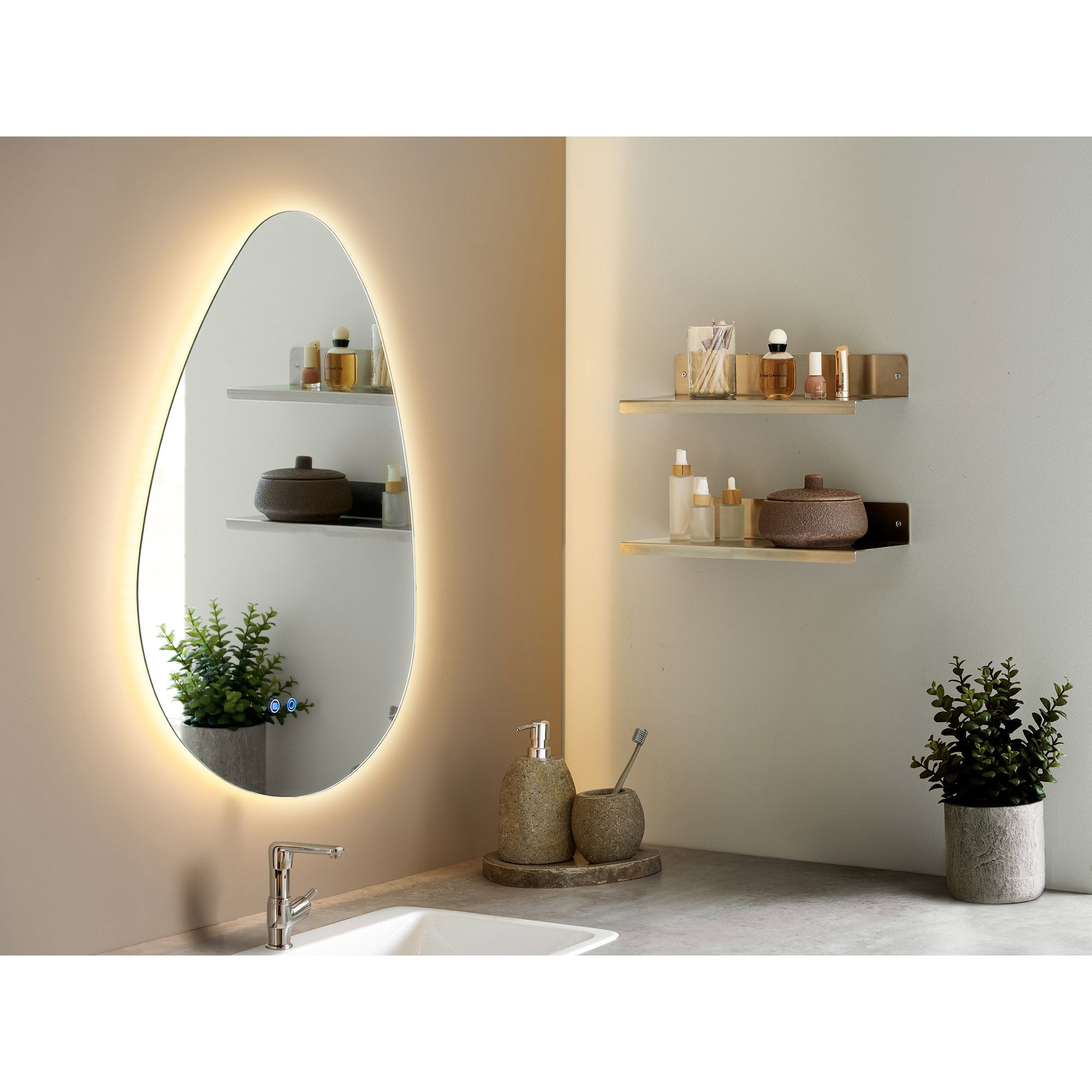 Kiama-spiegel - met LED, anti-condens en 3 lichtstanden, organische vorm, 58×80 cm