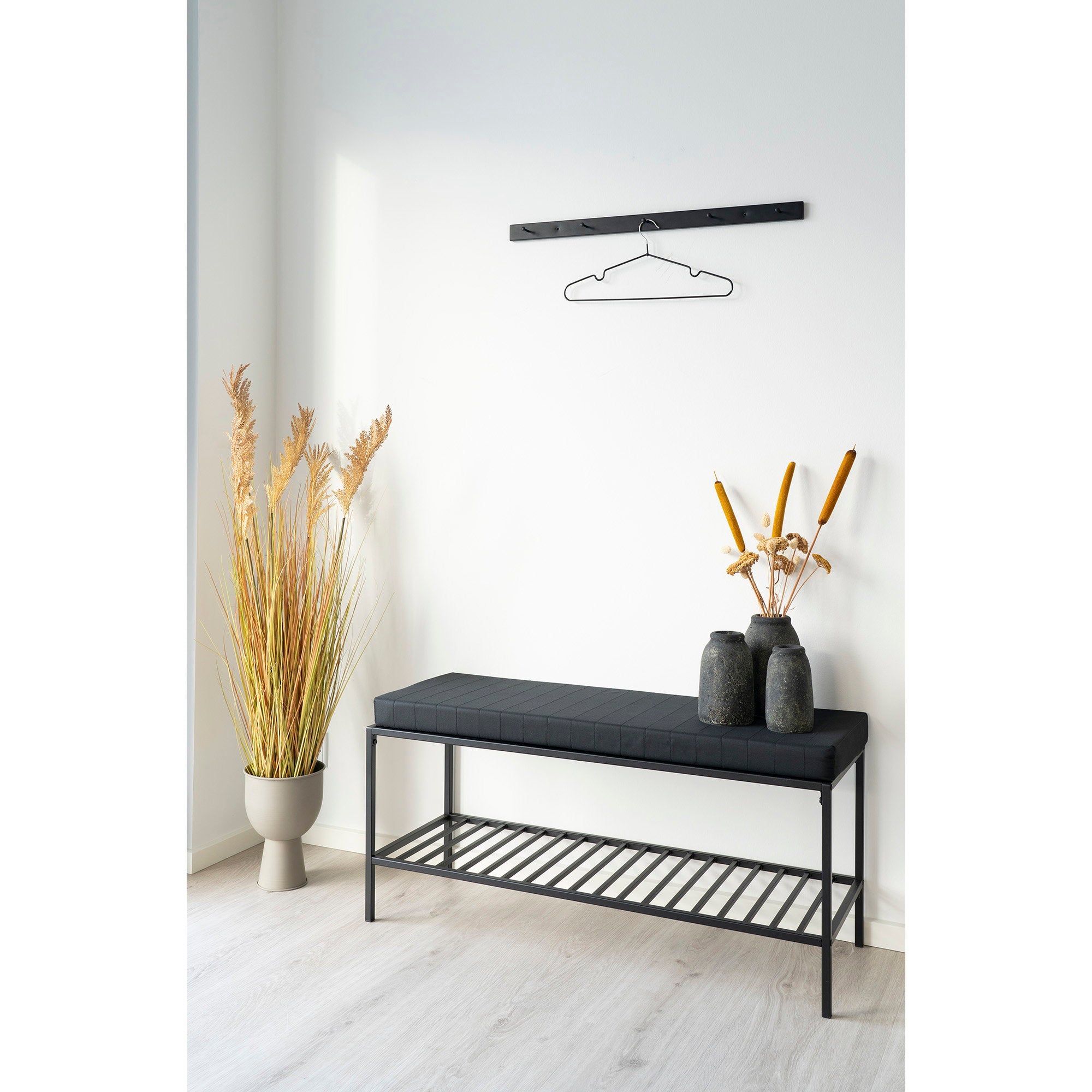 Vita Coat rack - kapstok, staal, zwart 70x4x4 cm