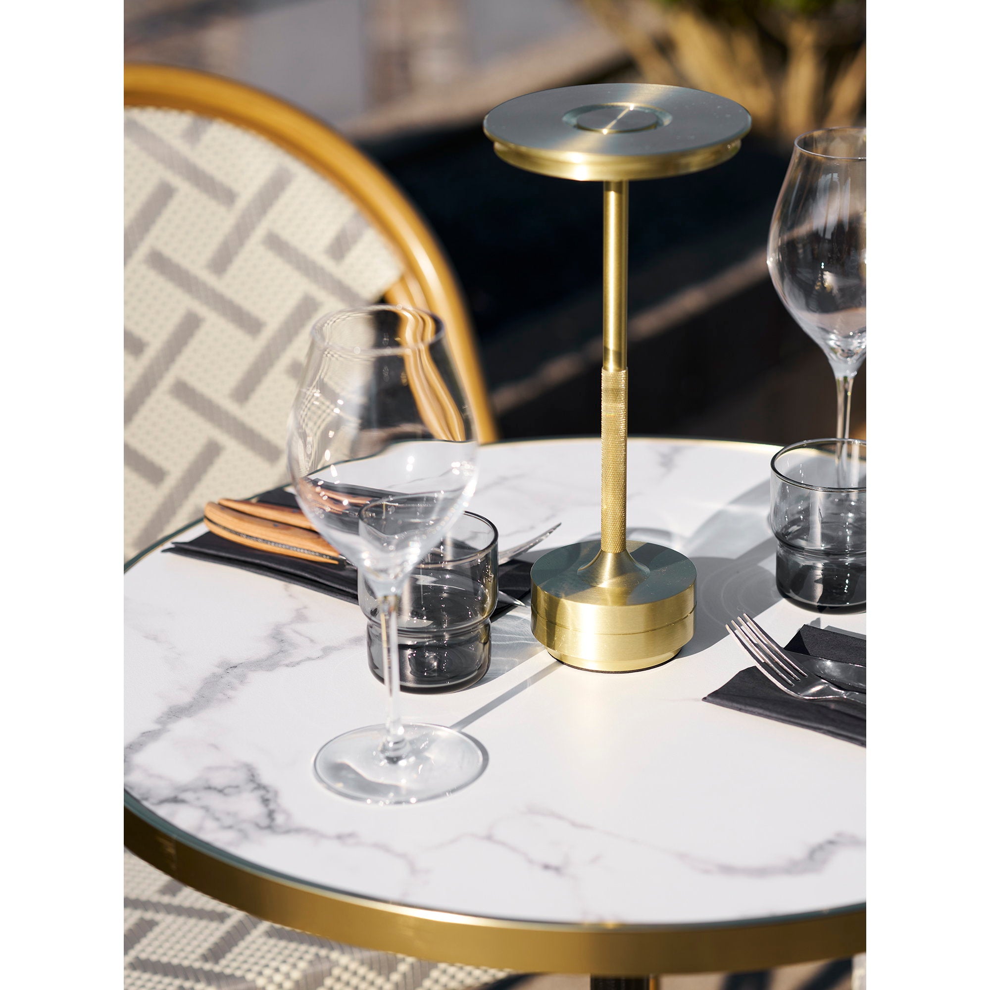 Bistrotafel - bistrotafel, marmerlook, wit met gouden rand, zwarte poten, gietijzer ø60x73 cm