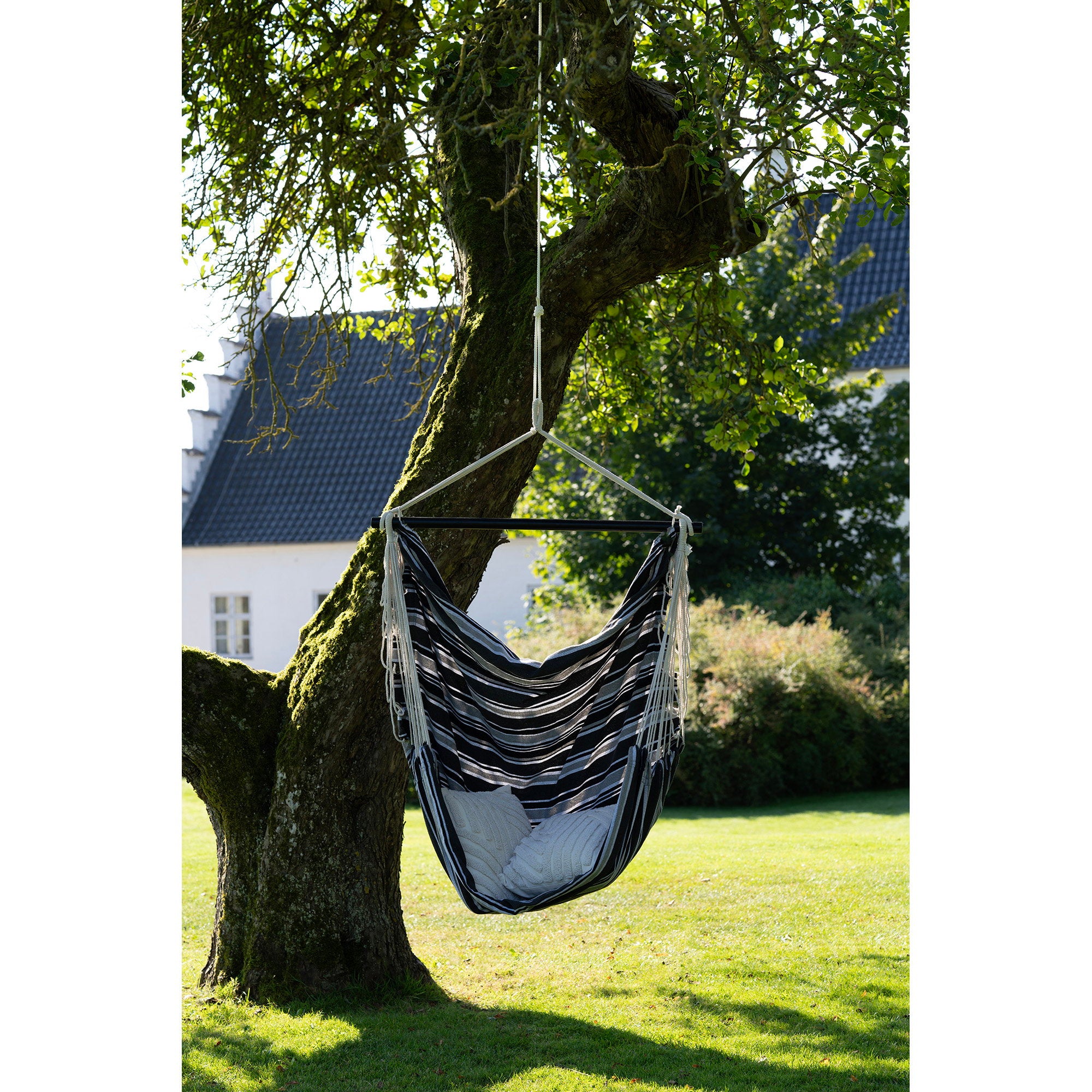Lamia Hangstoel - Hangstoel, polyester/katoen, lariks, zwart/grijs/wit