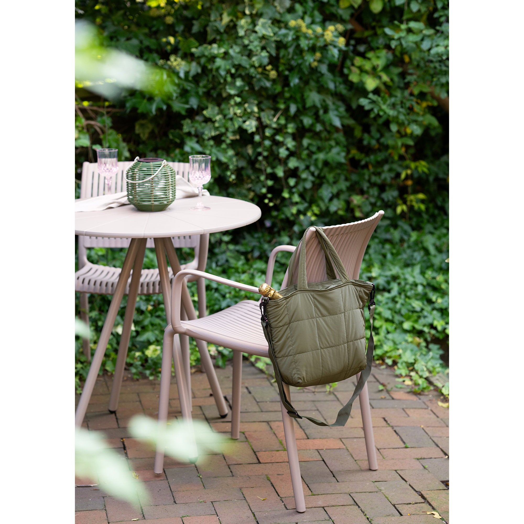 Budva Koeltas - Koeltas, polyester, groen 24x12,5x37 cm
