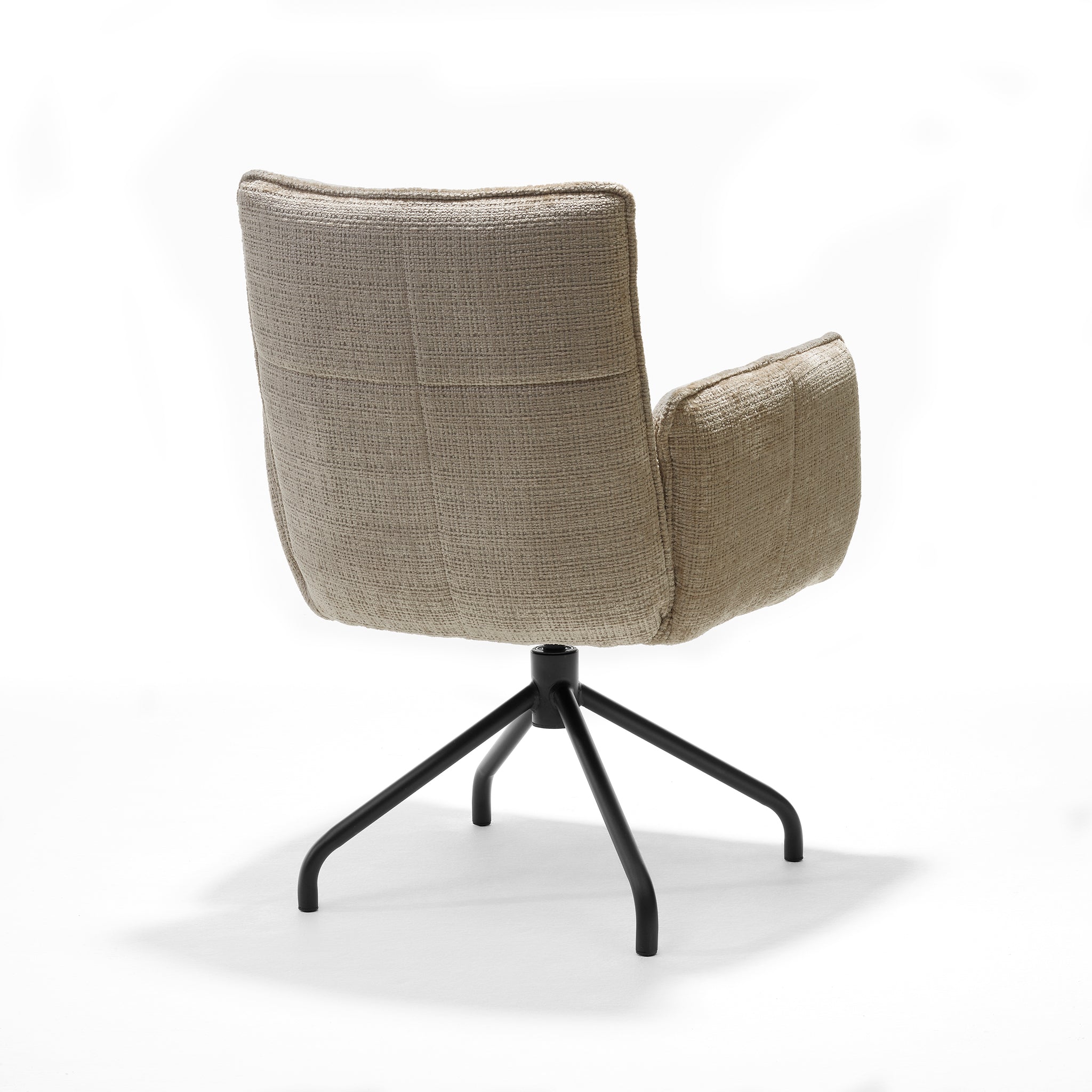 Nova armstoel, stof Cremona #14 beige - 360° draaibaar, frame zwart P14