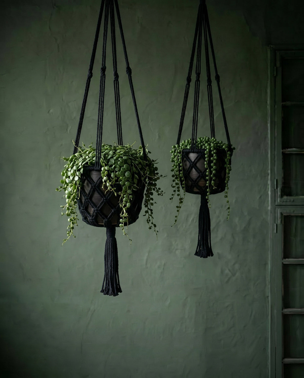De macramé plantenhouder - Zwart - L