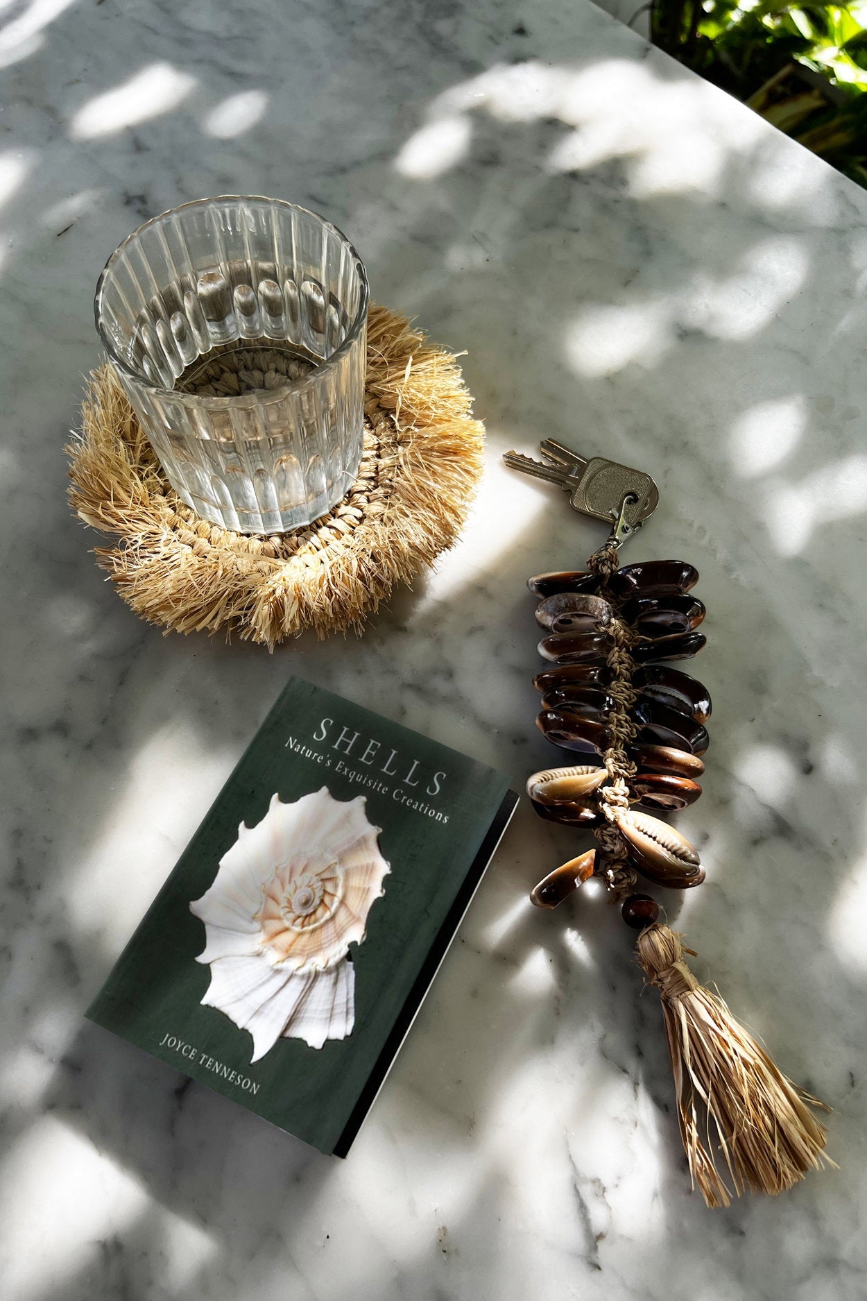 Raffia vissengraat-sleutelhanger - naturel zwart