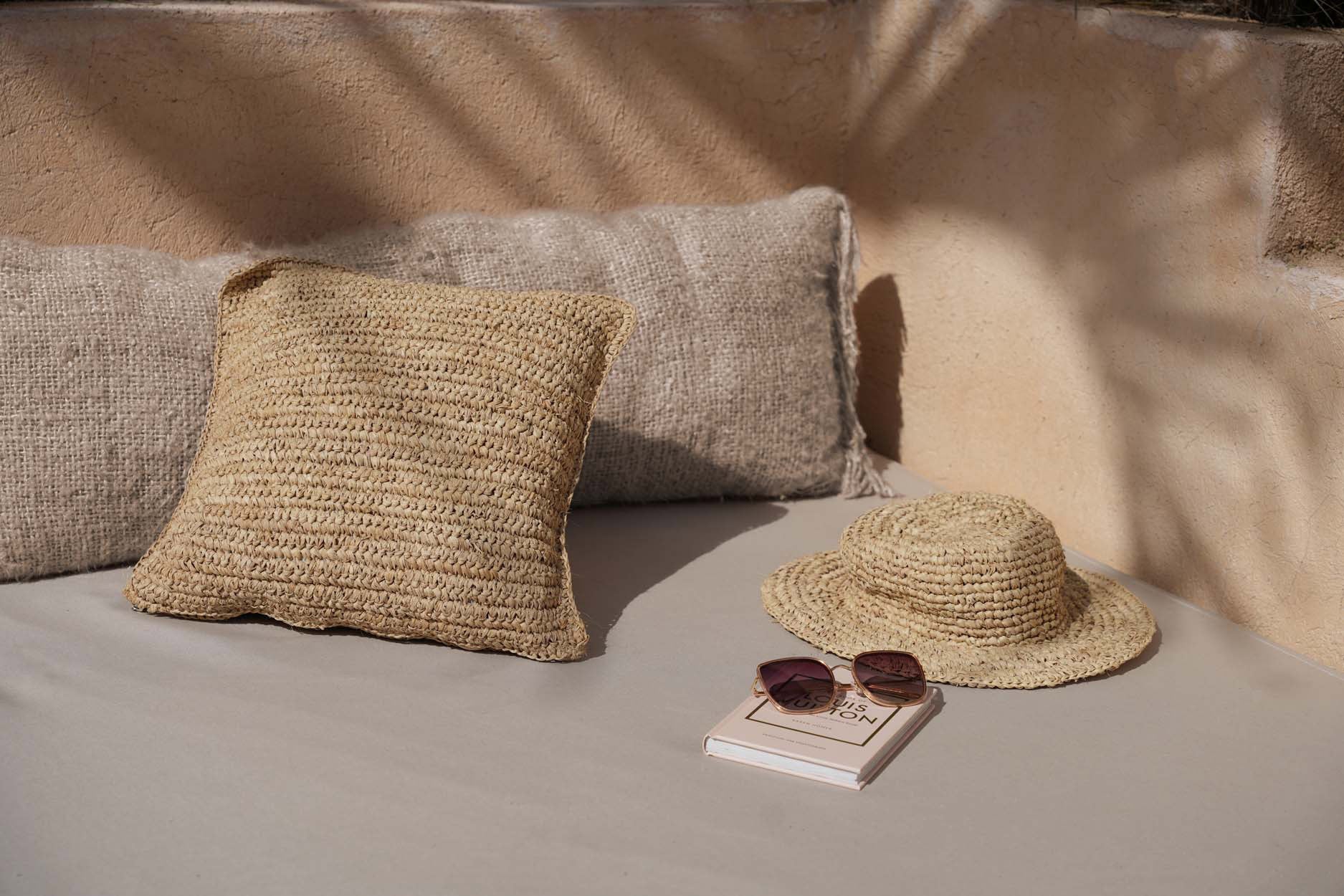 De Raffia Flores vierkante kussenhoes - naturel - 40x40