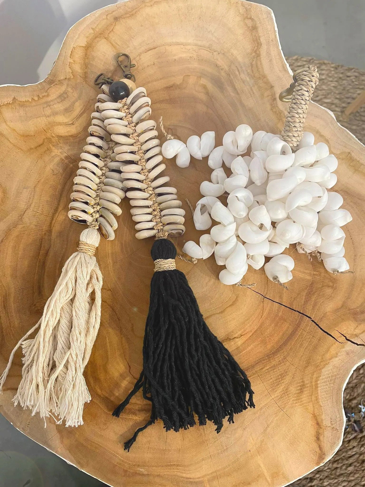 De macramé visgraat-sleutelhanger - zwart