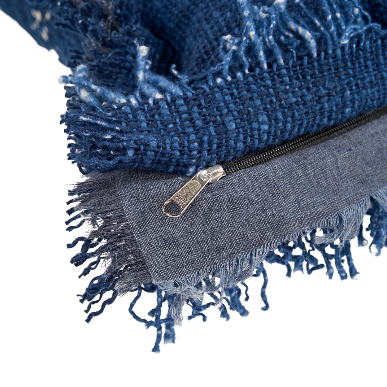 De kussenhoes met azuurfranje - Indiaas blauw