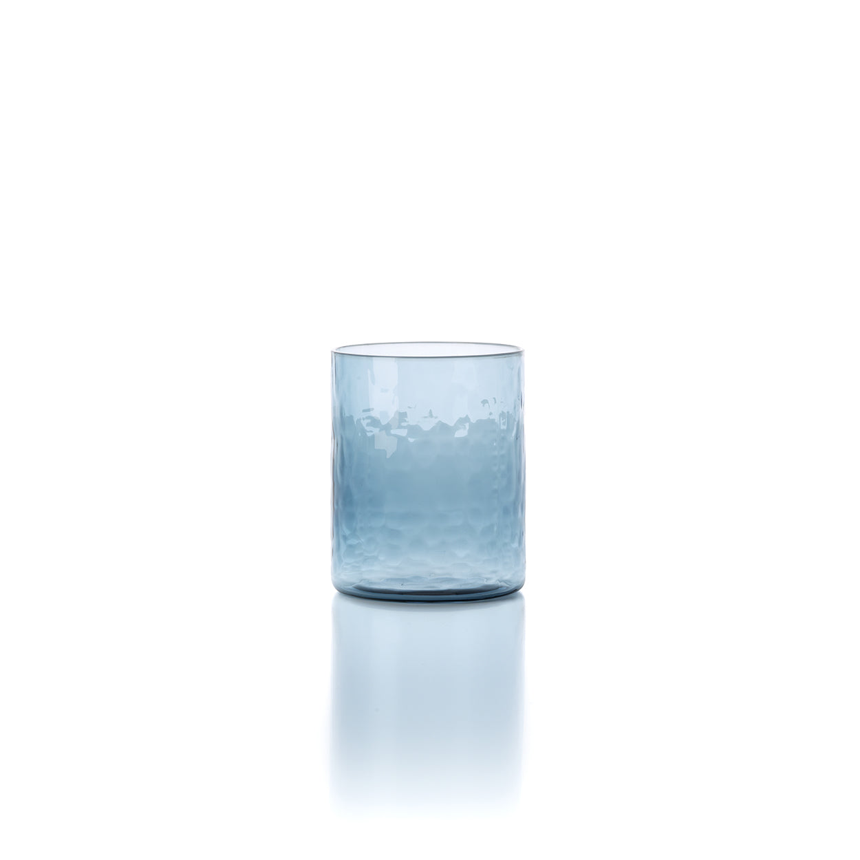 De azuurkleurige gehamerde hoge tumbler - blauw
