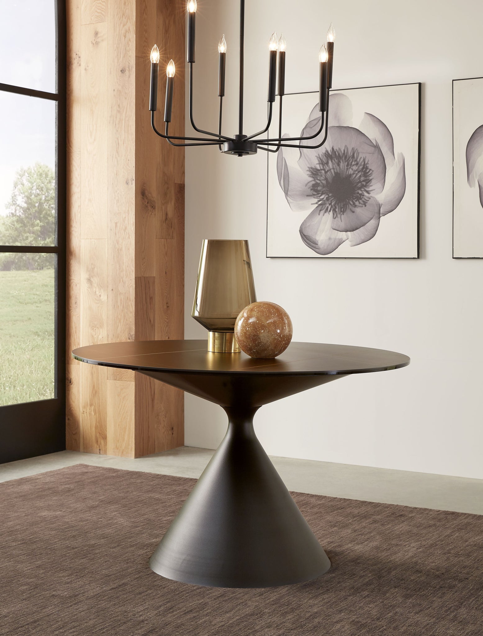 Winston ronde eettafel met steenblad en metalen onderstel, zwart