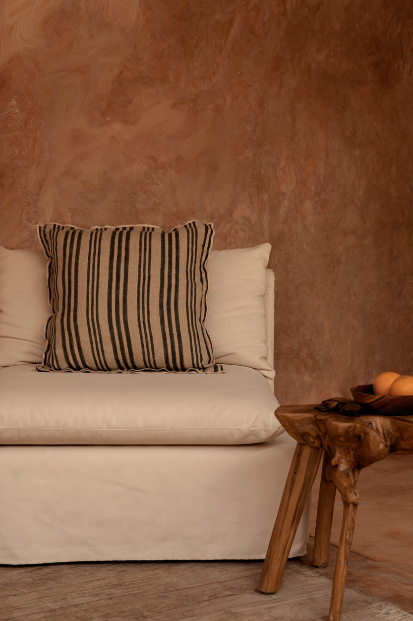 De Nordic Stripe kussenhoes - Natuurlijk Zwart - 50x50