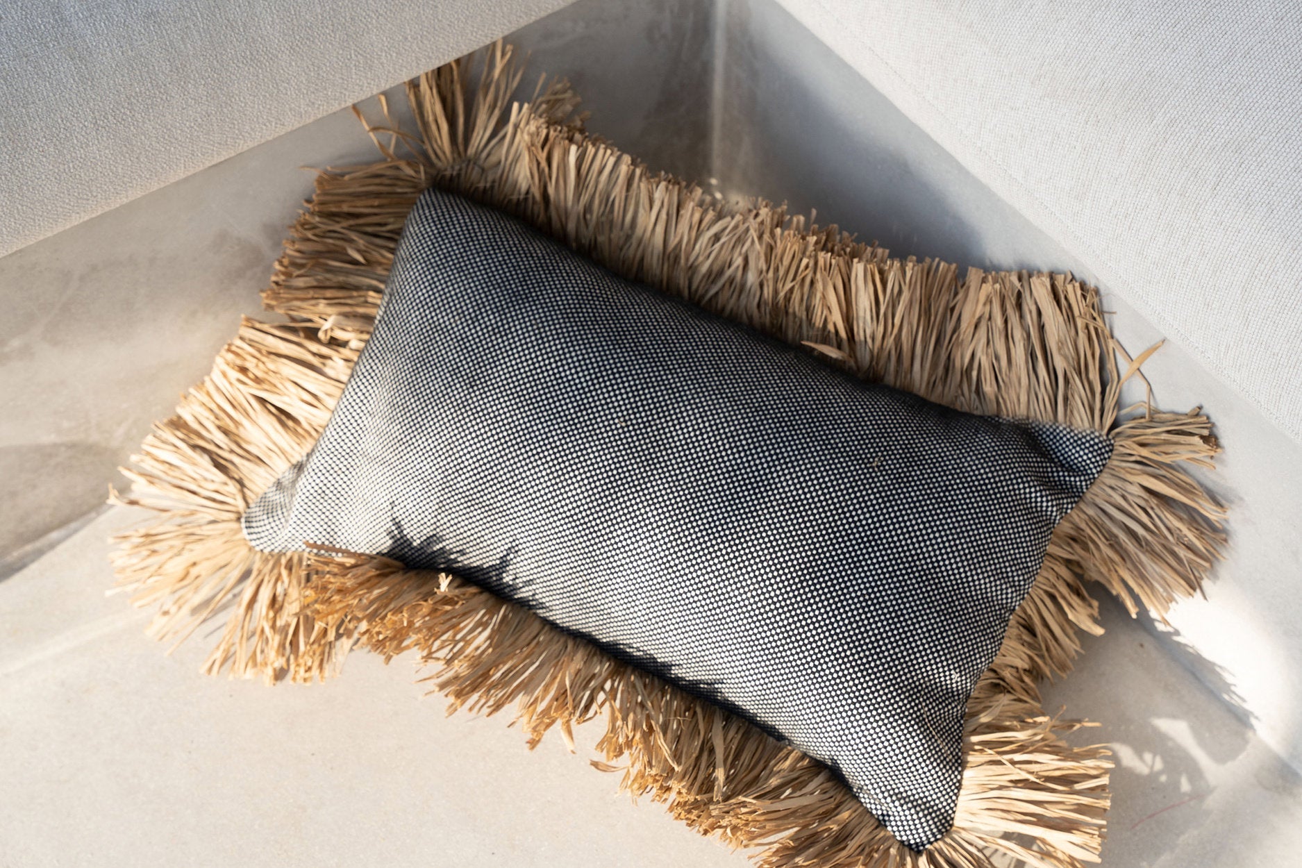De Cotton Bonita kussenhoes - natuurlijk zwart - 30x50
