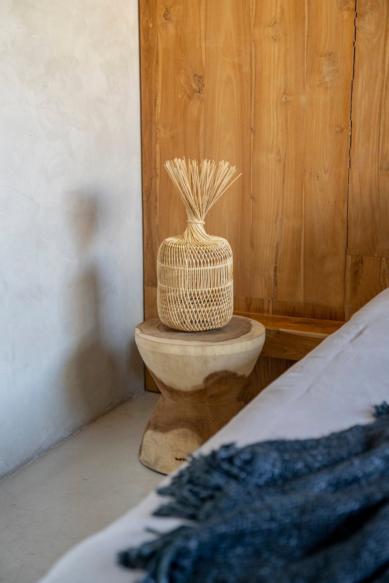 De Kona-kruk - naturel - bijzettafel
