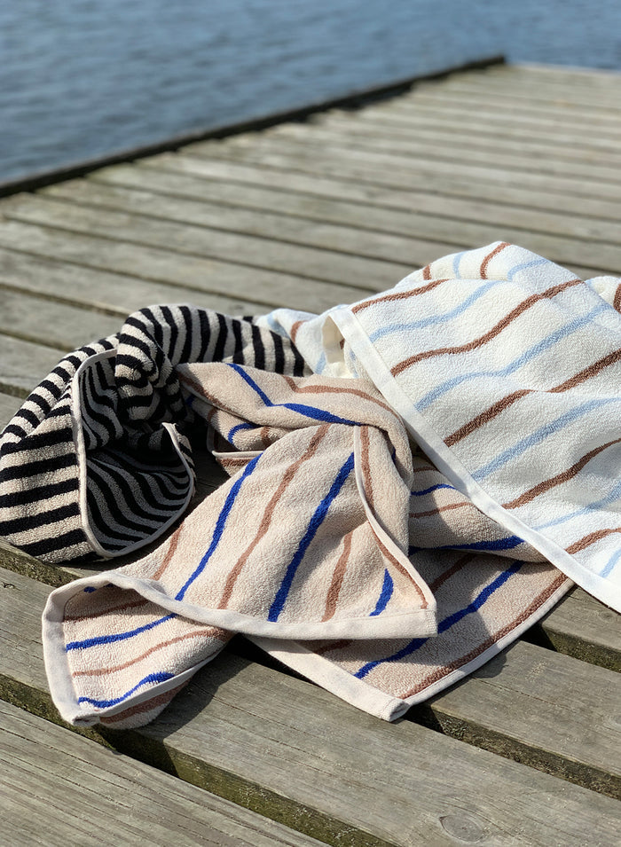Raita handdoek - 100x150 cm