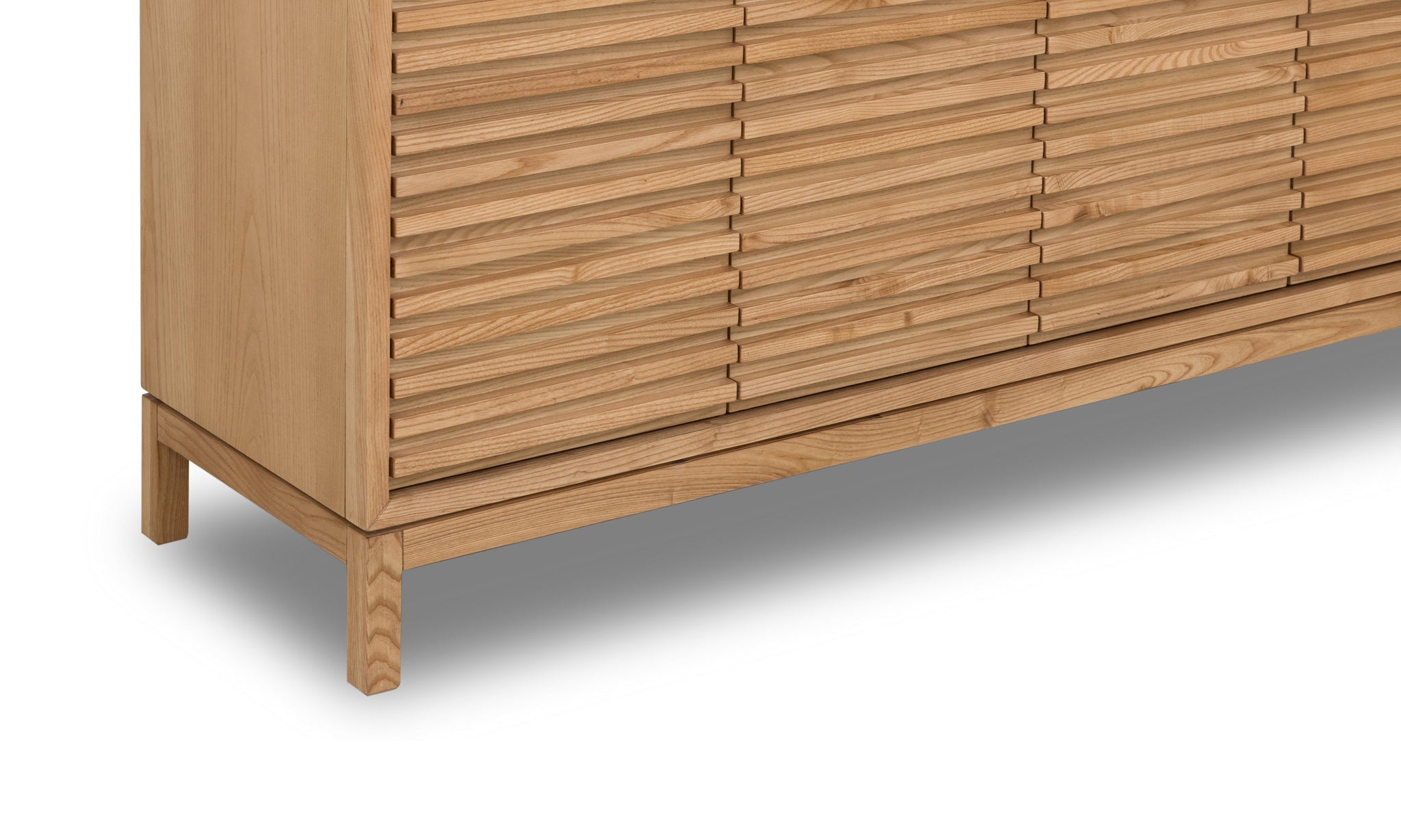 Tanner vierdeurs dressoir in vlaskleur