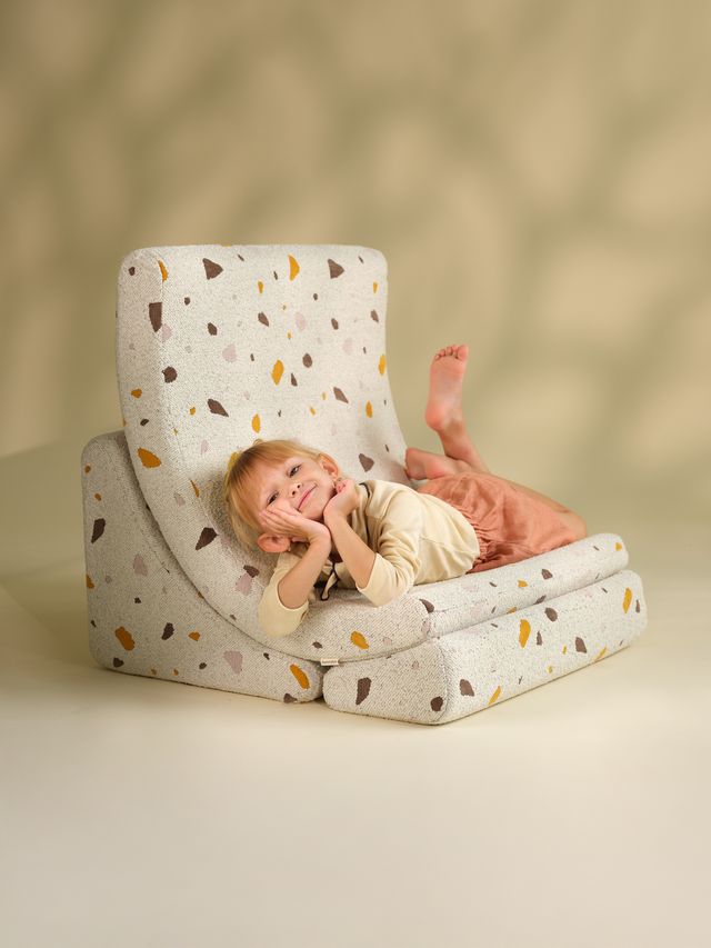 Wigiwama Terrazzo Moon Chair - Meerkleurig