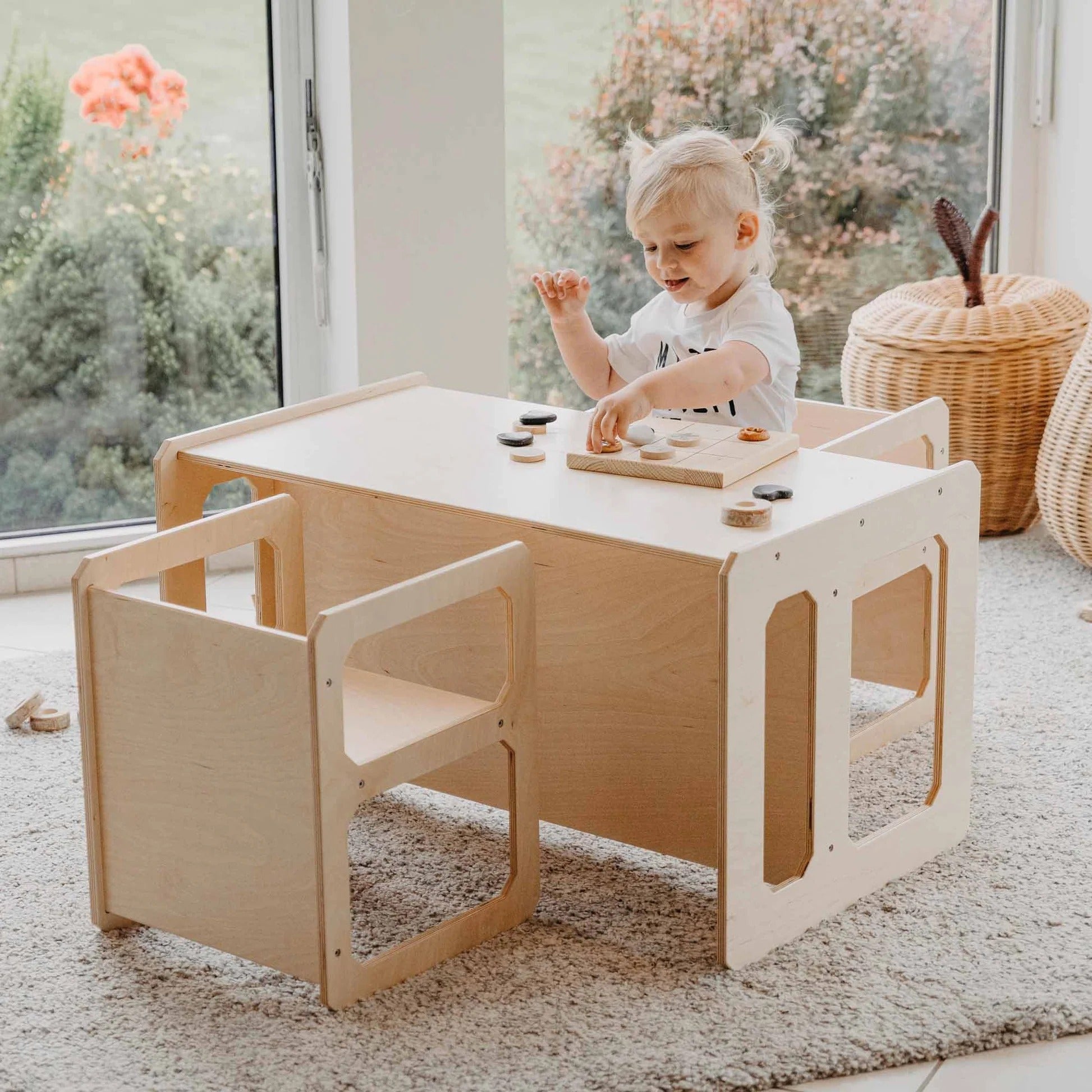 Montessori speeltafel, kindertafel, hout, met 2 stoelen