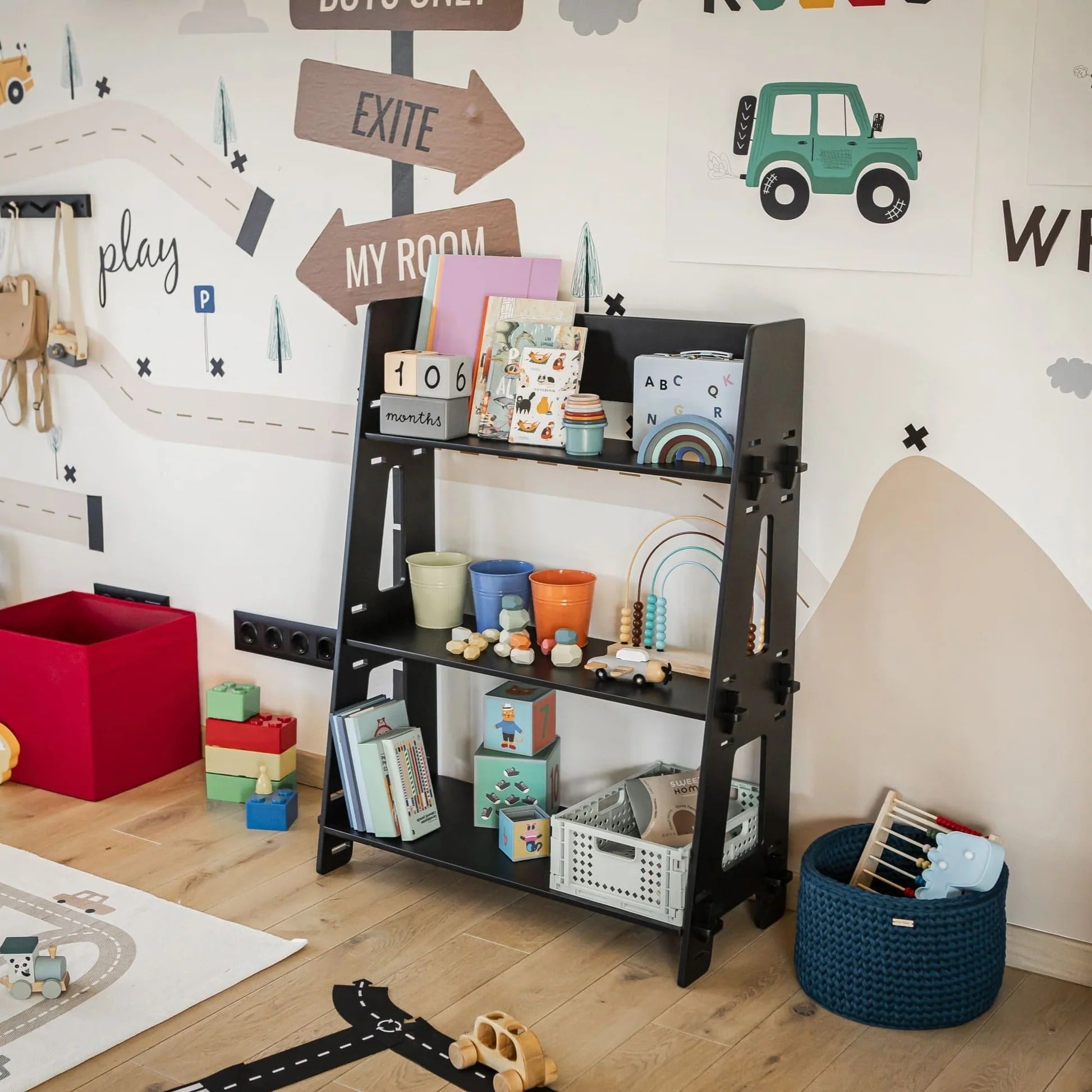 Montessori speelgoedkast, zwart hout