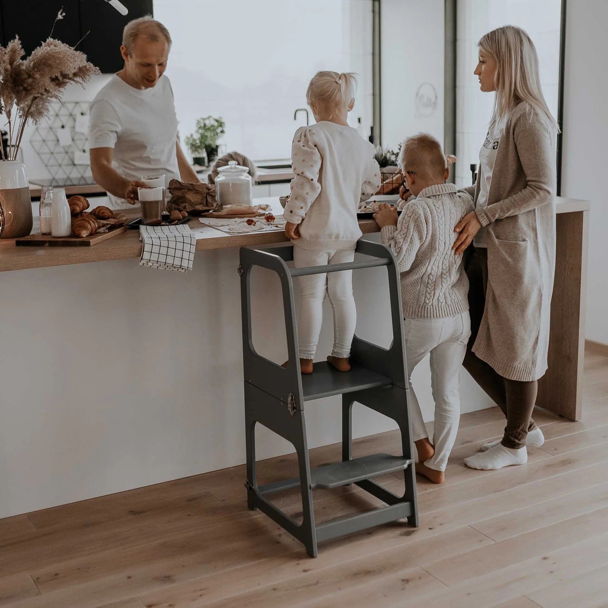2-in-1 omvormbare keukentoren - tafel en stoel - grijs hout